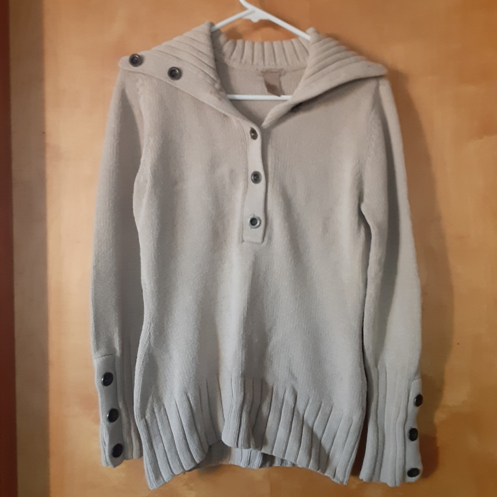 Button sweater/included in bundle
